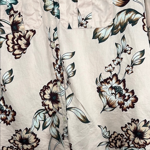 Lauren Ralph Lauren Floral Button-Up Blouse PM - Picture 5 of 6